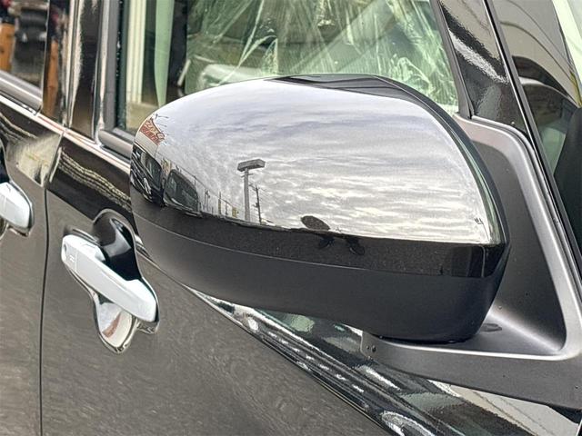 ステラ 　バックカメラ　両側スライド・片側電動　クリアランスソナー　衝突被害軽減システム　オートライト　スマートキー　アイドリングストップ　電動格納ミラー　シートヒーター　ベンチシート　ＣＶＴ　ＥＳＣ　エアコン（31枚目）