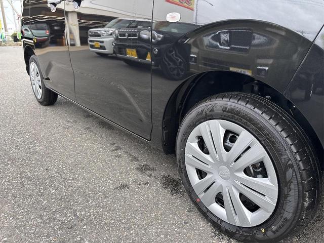 ステラ 　バックカメラ　両側スライド・片側電動　クリアランスソナー　衝突被害軽減システム　オートライト　スマートキー　アイドリングストップ　電動格納ミラー　シートヒーター　ベンチシート　ＣＶＴ　ＥＳＣ　エアコン（32枚目）