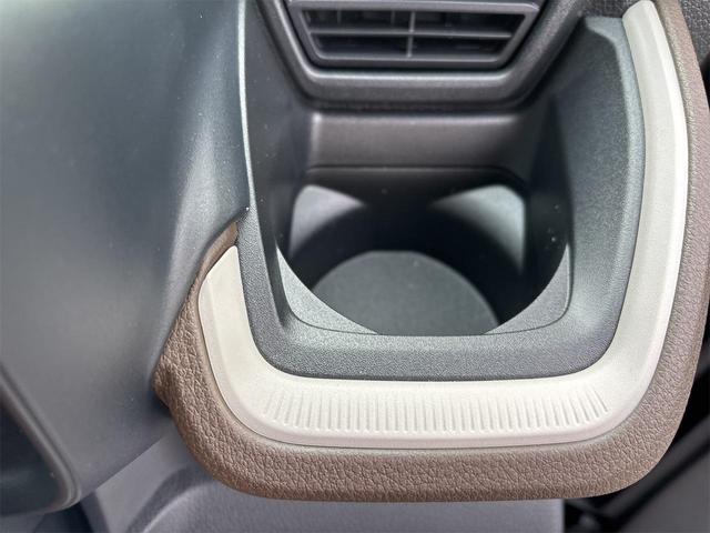 ステラ 　バックカメラ　両側スライド・片側電動　クリアランスソナー　衝突被害軽減システム　オートライト　スマートキー　アイドリングストップ　電動格納ミラー　シートヒーター　ベンチシート　ＣＶＴ　ＥＳＣ　エアコン（44枚目）