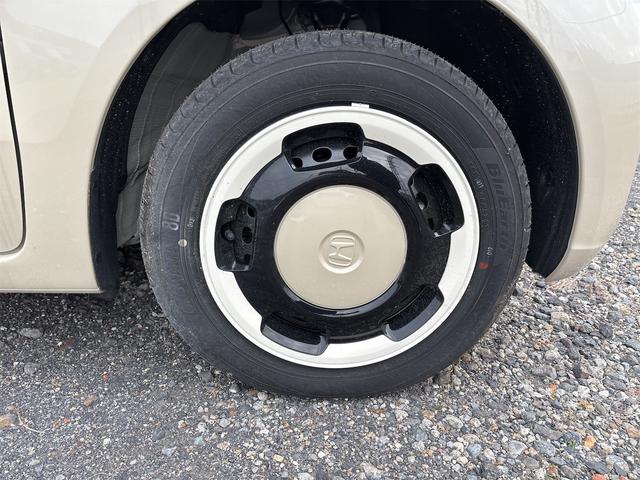 Ｎ－ＢＯＸ ファッションスタイル　バックカメラ　両側電動スライドドア　クリアランスソナー　レーンアシスト　オートライト　スマートキー　アイドリングストップ　電動格納ミラー　シートヒーター　ＣＶＴ　ＥＳＣ　エアコン　パワーウィンドウ（33枚目）