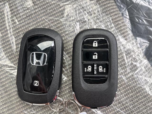 Ｎ－ＢＯＸ ファッションスタイル　バックカメラ　両側電動スライドドア　クリアランスソナー　レーンアシスト　オートライト　スマートキー　アイドリングストップ　電動格納ミラー　シートヒーター　ＣＶＴ　ＥＳＣ　エアコン　パワーウィンドウ（43枚目）