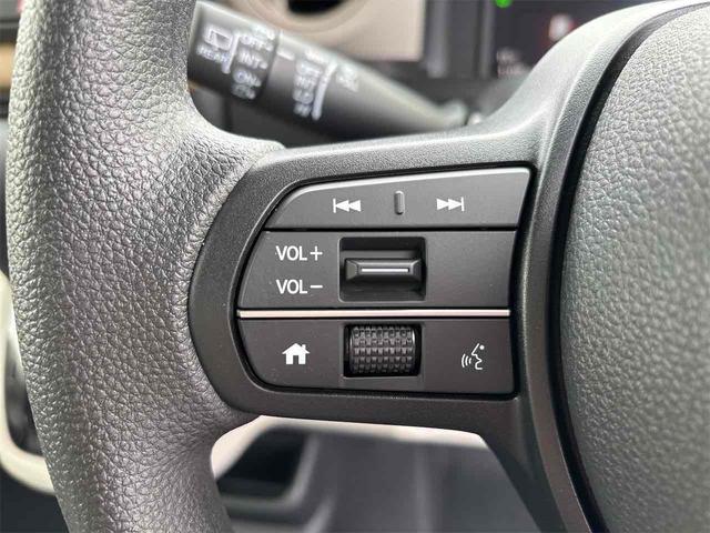 Ｎ－ＢＯＸ ファッションスタイル　バックカメラ　クリアランスソナー　オートライト　スマートキー　アイドリングストップ　電動格納ミラー　シートヒーター　ベンチシート　ＣＶＴ　ＥＳＣ　エアコン　パワーウィンドウ（6枚目）