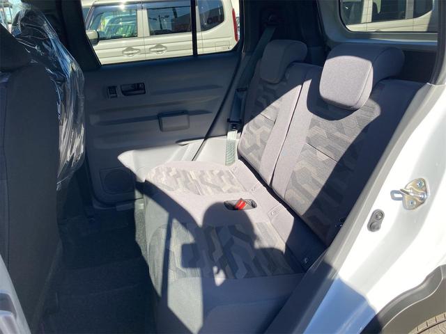 タフト Ｘ　バックカメラ　クリアランスソナー　衝突被害軽減システム　オートライト　スマートキー　アイドリングストップ　電動格納ミラー　サンルーフ　ＣＶＴ　ＥＳＣ　エアコン　パワーステアリング　パワーウィンドウ（30枚目）