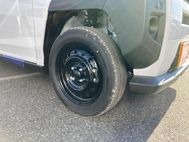 タフト Ｘ　バックカメラ　クリアランスソナー　衝突被害軽減システム　オートライト　スマートキー　アイドリングストップ　電動格納ミラー　サンルーフ　ＣＶＴ　ＥＳＣ　エアコン　パワーステアリング　パワーウィンドウ（32枚目）