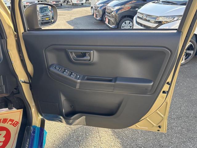 タフト Ｘ　バックカメラ　クリアランスソナー　衝突被害軽減システム　オートライト　ＬＥＤヘッドランプ　スマートキー　アイドリングストップ　電動格納ミラー　サンルーフ　ＣＶＴ　盗難防止システム　ＡＢＳ　ＥＳＣ（45枚目）