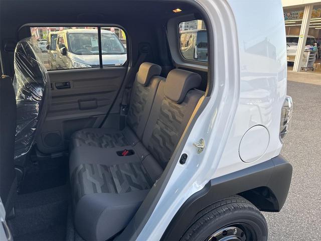 タフト Ｘ　クリアランスソナー　衝突被害軽減システム　オートライト　ＬＥＤヘッドランプ　スマートキー　アイドリングストップ　電動格納ミラー　サンルーフ　ＣＶＴ　盗難防止システム　ＡＢＳ　ＥＳＣ　衝突安全ボディ（36枚目）