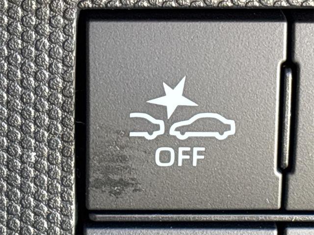 タフト Ｘ　バックカメラ　クリアランスソナー　衝突被害軽減システム　オートライト　スマートキー　アイドリングストップ　電動格納ミラー　ＣＶＴ　ＥＳＣ　エアコン　パワーステアリング　パワーウィンドウ（12枚目）