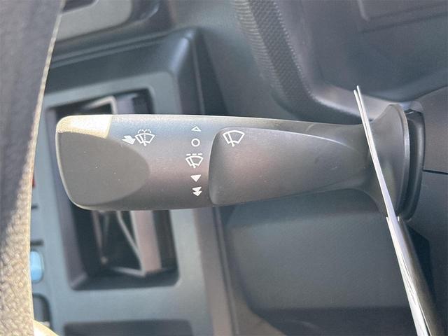 タフト Ｘ　バックカメラ　クリアランスソナー　衝突被害軽減システム　オートライト　スマートキー　アイドリングストップ　電動格納ミラー　ＣＶＴ　ＥＳＣ　エアコン　パワーステアリング　パワーウィンドウ（45枚目）