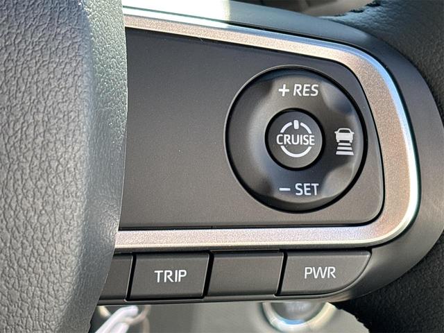 タフト Ｇ　ダーククロムベンチャー　バックカメラ　オートクルーズコントロール　衝突被害軽減システム　オートライト　スマートキー　電動格納ミラー　シートヒーター　ＣＶＴ　アルミホイール　エアコン　パワーステアリング　パワーウィンドウ（11枚目）