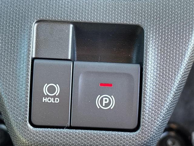 タフト Ｇ　ダーククロムベンチャー　バックカメラ　オートクルーズコントロール　衝突被害軽減システム　オートライト　スマートキー　電動格納ミラー　シートヒーター　ＣＶＴ　アルミホイール　エアコン　パワーステアリング　パワーウィンドウ（41枚目）