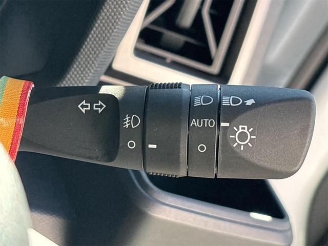 タフト Ｇ　ダーククロムベンチャー　バックカメラ　オートクルーズコントロール　衝突被害軽減システム　オートライト　スマートキー　電動格納ミラー　シートヒーター　ＣＶＴ　アルミホイール　エアコン　パワーステアリング　パワーウィンドウ（43枚目）