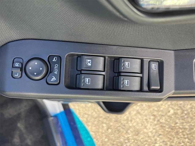 タフト Ｇ　ダーククロムベンチャー　バックカメラ　クリアランスソナー　オートクルーズコントロール　衝突被害軽減システム　オートライト　スマートキー　アイドリングストップ　電動格納ミラー　シートヒーター　ＣＶＴ　ＥＳＣ　アルミホイール（37枚目）