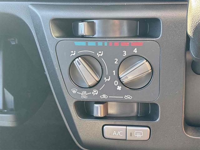 ミライース L SAIII クリアランスソナー 衝突被害軽減システム オートマチックハイビーム オートライト アイドリングストップ CVT ABS ESC エアコン パワーステアリング パワーウィンドウ 運転席エアバッグ(5枚目)