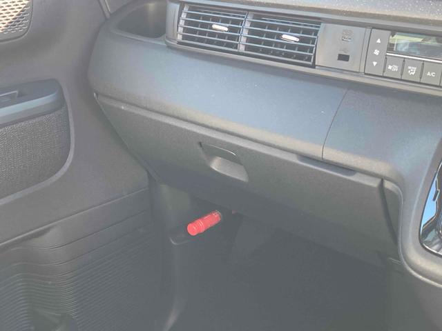 N-BOXカスタム ベースグレード バックカメラ 両側スライド・片側電動 クリアランスソナー オートクルーズコントロール レーンアシスト 衝突被害軽減システム オートライト LEDヘッドランプ スマートキー アイドリングストップ(47枚目)