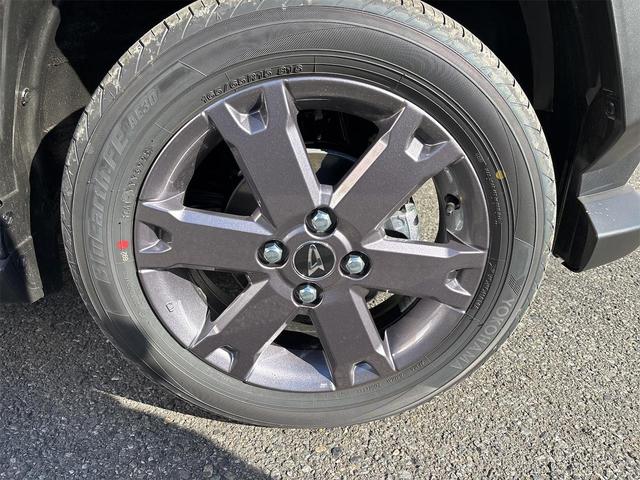 タフト Ｇ　ダーククロムベンチャー　バックカメラ　クリアランスソナー　オートクルーズコントロール　衝突被害軽減システム　オートライト　スマートキー　アイドリングストップ　電動格納ミラー　シートヒーター　サンルーフ　ＣＶＴ　ＡＢＳ　ＥＳＣ（23枚目）