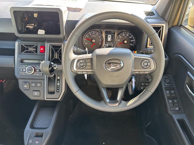 タフト G ダーククロムベンチャー バックカメラ クリアランスソナー オートクルーズコントロール 衝突被害軽減システム オートライト スマートキー アイドリングストップ 電動格納ミラー シートヒーター サンルーフ CVT ABS ESC(3枚目)