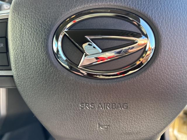 タフト G ダーククロムベンチャー バックカメラ クリアランスソナー オートクルーズコントロール 衝突被害軽減システム オートライト スマートキー アイドリングストップ 電動格納ミラー シートヒーター サンルーフ CVT ABS ESC(11枚目)