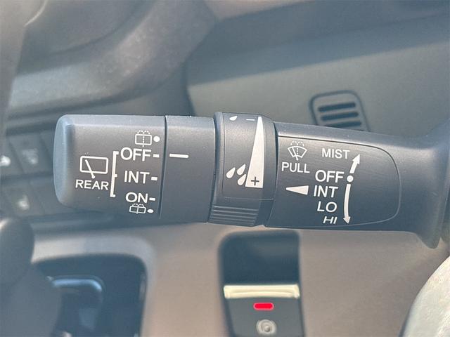 N-BOXジョイ ベースグレード バックカメラ 両側スライド・片側電動 クリアランスソナー オートクルーズコントロール レーンアシスト オートライト スマートキー アイドリングストップ 電動格納ミラー シートヒーター ベンチシート(40枚目)