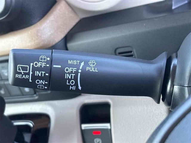 Ｎ－ＢＯＸ ベースグレード　バックカメラ　両側電動スライドドア　クリアランスソナー　レーンアシスト　オートライト　スマートキー　アイドリングストップ　電動格納ミラー　シートヒーター　ベンチシート　ＣＶＴ　ＥＳＣ　エアコン（8枚目）