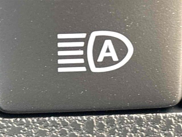 ミライース Ｌ　ＳＡＩＩＩ　クリアランスソナー　衝突被害軽減システム　オートマチックハイビーム　オートライト　キーレスエントリー　アイドリングストップ　ＡＴ　ＡＢＳ　ＥＳＣ　エアコン　パワーステアリング　パワーウィンドウ（11枚目）