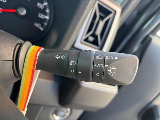 タフト Ｇ　ダーククロムベンチャー　バックカメラ　クリアランスソナー　オートクルーズコントロール　衝突被害軽減システム　オートライト　スマートキー　アイドリングストップ　電動格納ミラー　シートヒーター　ＣＶＴ　ＡＢＳ　ＥＳＣ（12枚目）