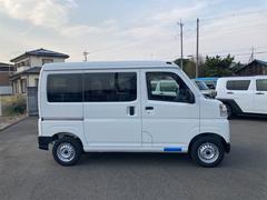 すぐにご来店頂けない場合や遠方にお住まいの方、車両状態の詳細が知りたい方はお気軽にご連絡下さい♪ 7
