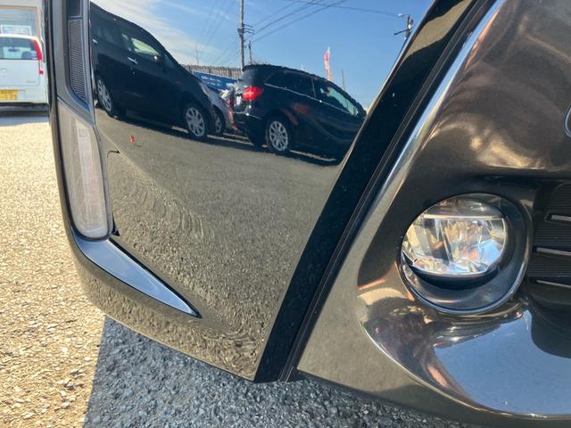 プリウスアルファ S ETC搭載 車両接近通報装置 EVドライブモード パワーモードスイッチ バックカメラ シガーソケット スマートキー 地上デジタル 電動格納ミラー(7枚目)