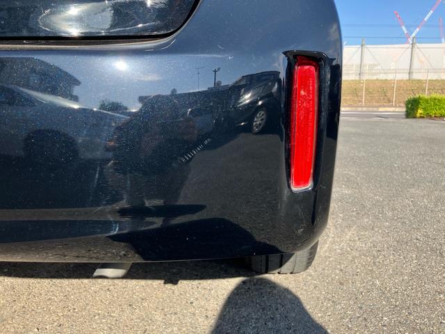 プリウスアルファ S ETC搭載 車両接近通報装置 EVドライブモード パワーモードスイッチ バックカメラ シガーソケット スマートキー 地上デジタル 電動格納ミラー(18枚目)