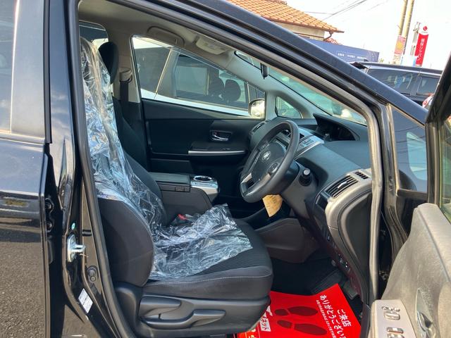 プリウスアルファ S ETC搭載 車両接近通報装置 EVドライブモード パワーモードスイッチ バックカメラ シガーソケット スマートキー 地上デジタル 電動格納ミラー(22枚目)