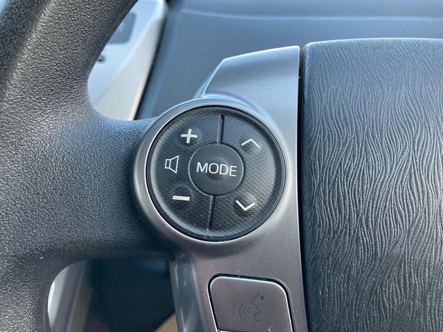 プリウスアルファ S ETC搭載 車両接近通報装置 EVドライブモード パワーモードスイッチ バックカメラ シガーソケット スマートキー 地上デジタル 電動格納ミラー(32枚目)