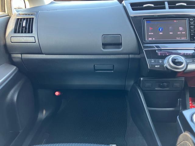 プリウスアルファ S ETC搭載 車両接近通報装置 EVドライブモード パワーモードスイッチ バックカメラ シガーソケット スマートキー 地上デジタル 電動格納ミラー(46枚目)
