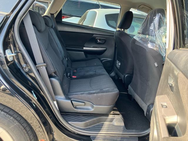 プリウスアルファ S ETC搭載 車両接近通報装置 EVドライブモード パワーモードスイッチ バックカメラ シガーソケット スマートキー 地上デジタル 電動格納ミラー(51枚目)