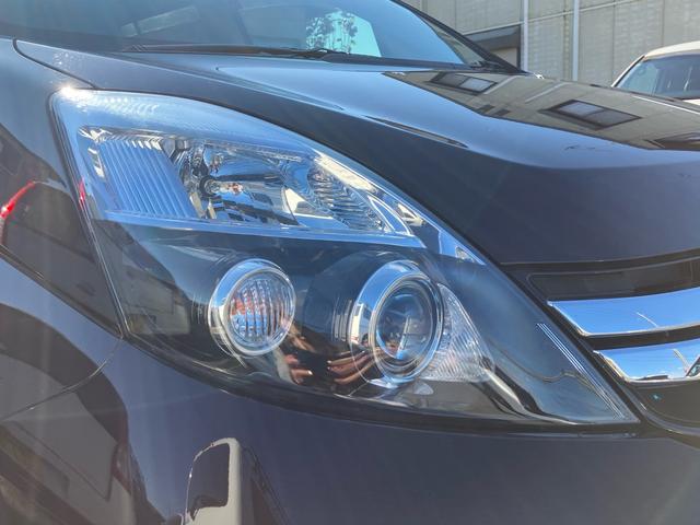 アイシス プラタナ Vセレクション 7人乗り ABS パワースライドドア バックカメラ ワンセグ キーレス 運転席・助手席SRSエアバッグ オートライト 3列シート(9枚目)