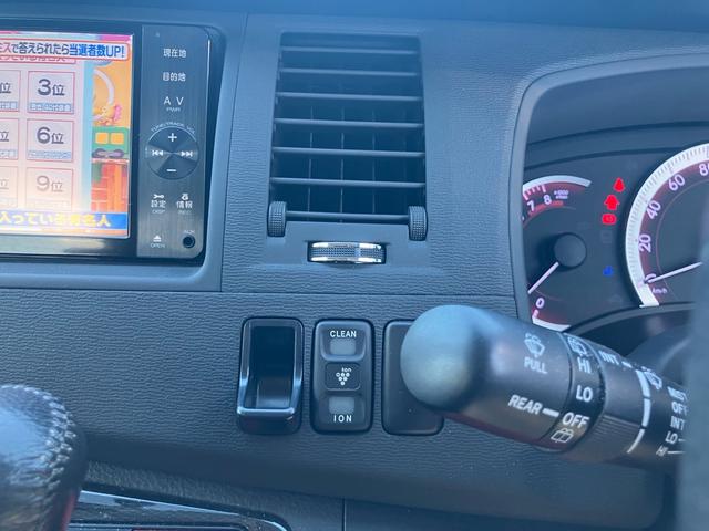 アイシス プラタナ Vセレクション 7人乗り ABS パワースライドドア バックカメラ ワンセグ キーレス 運転席・助手席SRSエアバッグ オートライト 3列シート(49枚目)