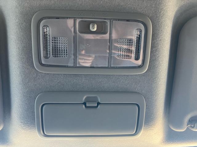 アイシス プラタナ Vセレクション 7人乗り ABS パワースライドドア バックカメラ ワンセグ キーレス 運転席・助手席SRSエアバッグ オートライト 3列シート(55枚目)