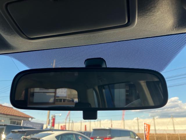 アイシス プラタナ Vセレクション 7人乗り ABS パワースライドドア バックカメラ ワンセグ キーレス 運転席・助手席SRSエアバッグ オートライト 3列シート(56枚目)