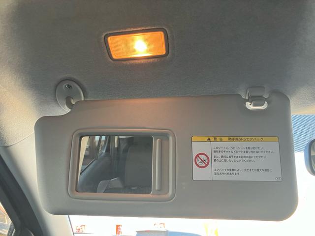 アイシス プラタナ Vセレクション 7人乗り ABS パワースライドドア バックカメラ ワンセグ キーレス 運転席・助手席SRSエアバッグ オートライト 3列シート(57枚目)