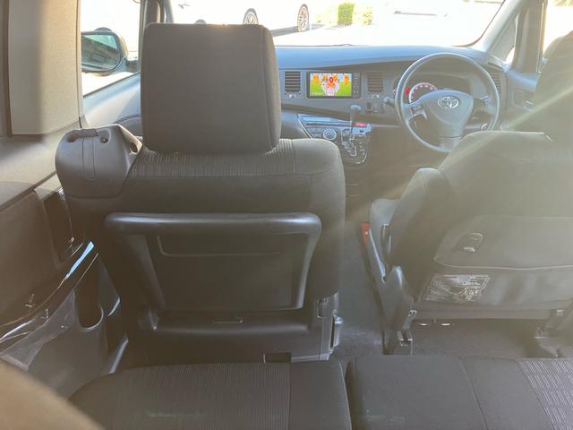 アイシス プラタナ Vセレクション 7人乗り ABS パワースライドドア バックカメラ ワンセグ キーレス 運転席・助手席SRSエアバッグ オートライト 3列シート(66枚目)