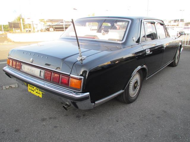 センチュリー Eタイプ ワンオーナー 本革シート エアサス 後席リアリフレッシングシート 全席パワーシート 全席シートヒーター CDステレオ ノーマル車(8枚目)