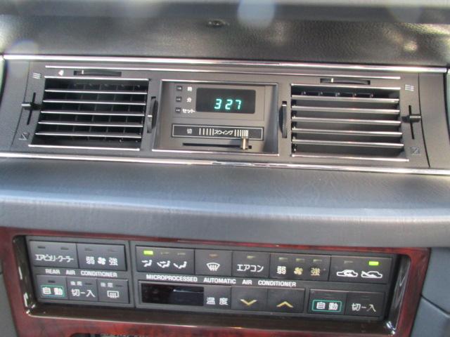 センチュリー Eタイプ ワンオーナー 本革シート エアサス 後席リアリフレッシングシート 全席パワーシート 全席シートヒーター CDステレオ ノーマル車(21枚目)