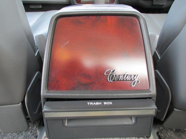 センチュリー Eタイプ ワンオーナー 本革シート エアサス 後席リアリフレッシングシート 全席パワーシート 全席シートヒーター CDステレオ ノーマル車(36枚目)