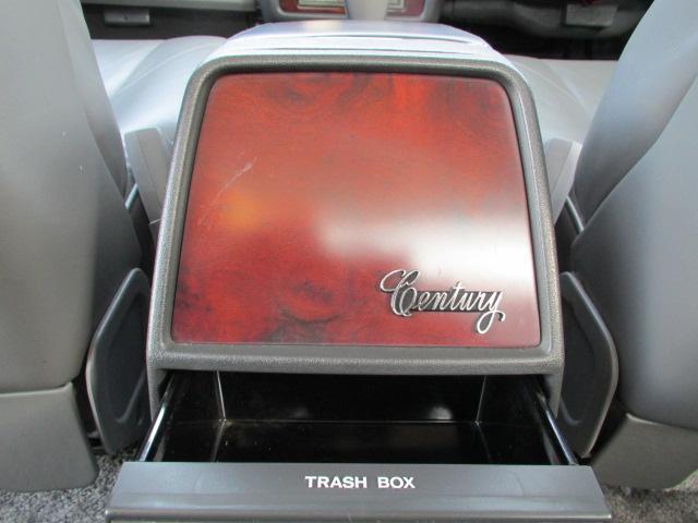 センチュリー Eタイプ ワンオーナー 本革シート エアサス 後席リアリフレッシングシート 全席パワーシート 全席シートヒーター CDステレオ ノーマル車(37枚目)