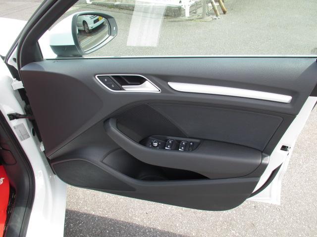 1.4TFSI 1.4TFSI(5名)純正ナビ 地デジTV Bluetooth バックカメラ ETC2.0 パドルシフト プッシュスタート アイドリングストップ ワンオーナー コンビニエンスパッケージ 禁煙車(41枚目)