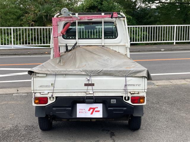 TC 4WD 5速マニュアル 三方開 クレーン付 公認済 ラジオ 運転席側エアバッグ エアコン パワーステアリング 社外13インチアルミ 最大積載量350kg(13枚目)
