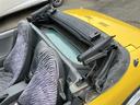 ベースグレード　５速マニュアル　幌マニュアル式ソフトトップ　ミッドシップエンジン　３気筒１２バルブエンジン　エアコン　パワーウインドウ　ＭＯＭＯステアリング　フロント社外１３インチアルミ　リア社外１４インチアルミ（66枚目）