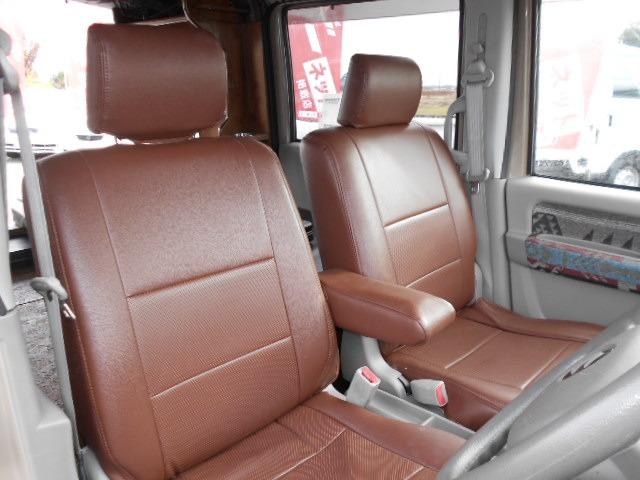 エブリイワゴン ＪＰ　キャンピング仕様　ベットキッド　ルールキャリア　インバーターＡＣ１００Ｖコンセット　冷凍冷蔵庫　床下収納　革調シートカバー　ナビ　ＥＴＣ　ドライブレコーダー　電動格納ミラー　Ｗエアバック　キーレス（21枚目）