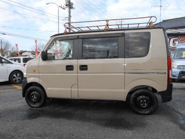 エブリイワゴン ＪＰ　キャンピング仕様　ベットキッド　ルールキャリア　インバーターＡＣ１００Ｖコンセット　冷凍冷蔵庫　床下収納　革調シートカバー　ナビ　ＥＴＣ　ドライブレコーダー　電動格納ミラー　Ｗエアバック　キーレス（47枚目）