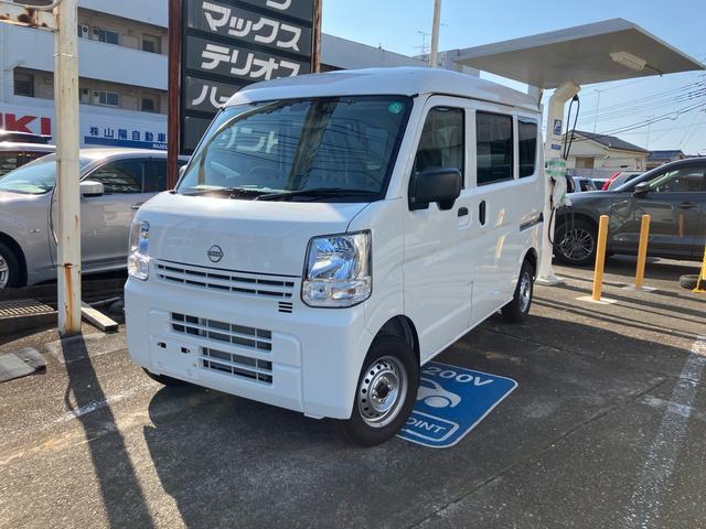 NV100クリッパーバン DX クリアランスソナー レーンアシスト パークアシスト アイドリングストップ インテリジェントエマージェンシーブレーキ エアバック エアコン 積載量350kg(2枚目)
