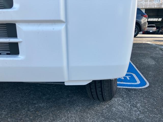 NV100クリッパーバン DX クリアランスソナー レーンアシスト パークアシスト アイドリングストップ インテリジェントエマージェンシーブレーキ エアバック エアコン 積載量350kg(6枚目)