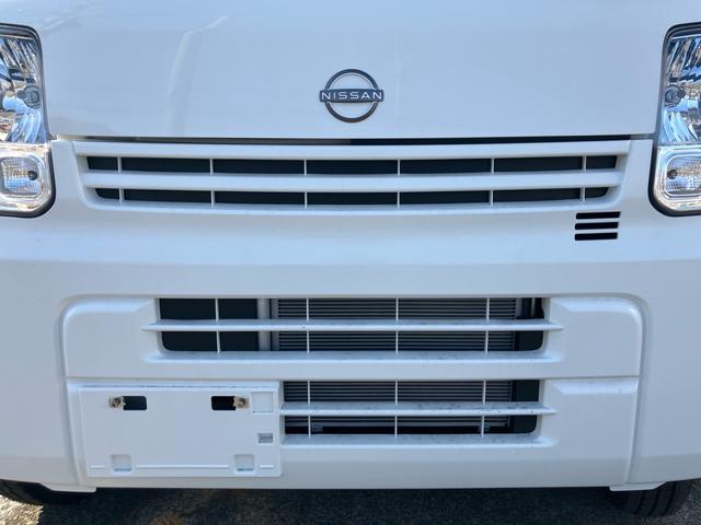 NV100クリッパーバン DX クリアランスソナー レーンアシスト パークアシスト アイドリングストップ インテリジェントエマージェンシーブレーキ エアバック エアコン 積載量350kg(14枚目)